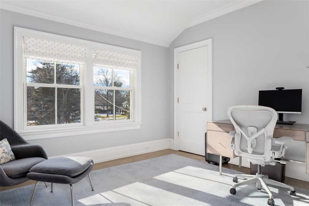 17 of 37 - 30 Bradford Avenue, Rye, NY