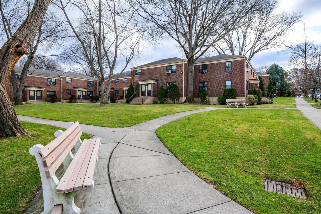 14 of 18 - 74-79 220th St. # A, Oakland Gardens, NY