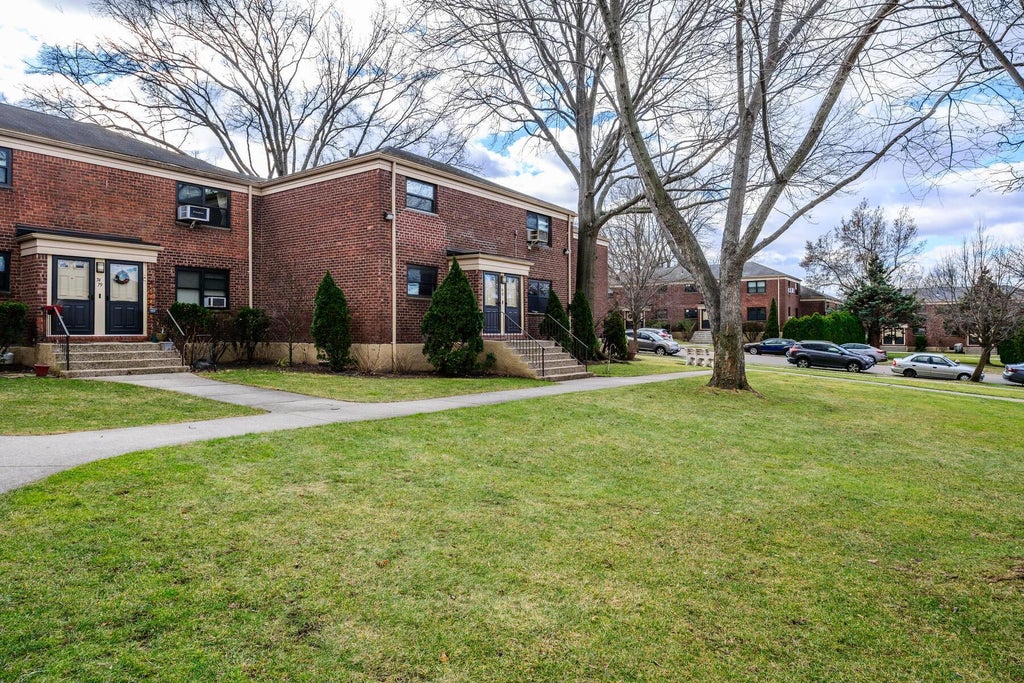 16 of 18 - 74-79 220th St. # A, Oakland Gardens, NY