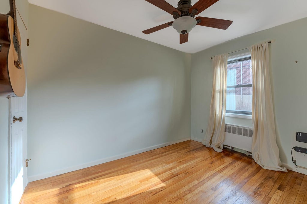 8 of 18 - 74-79 220th St. # A, Oakland Gardens, NY
