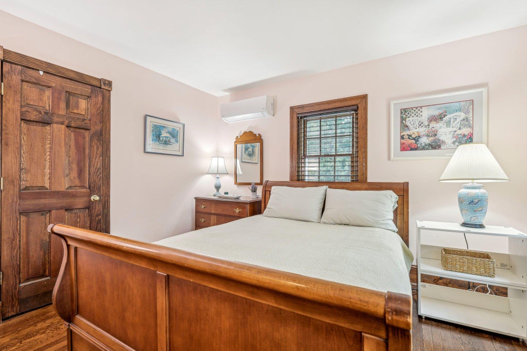 18 of 33 - 537 Moriches Road, Head Of The Harbor, NY