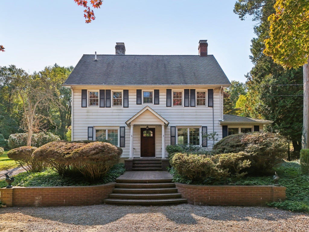 26 of 33 - 537 Moriches Road, Head Of The Harbor, NY