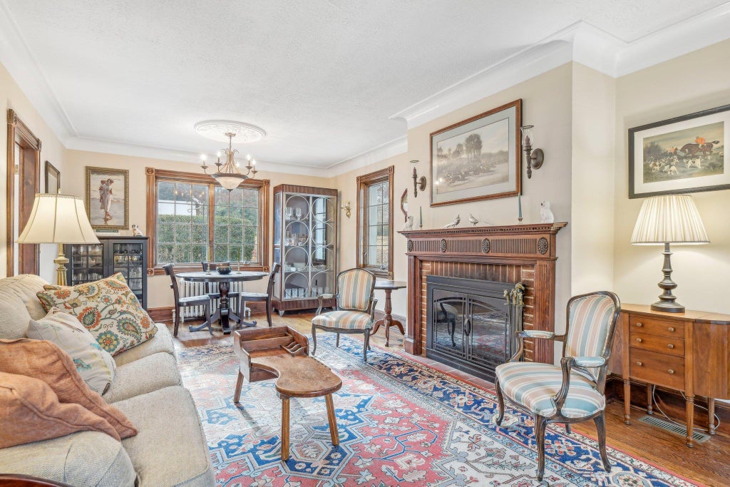 3 of 33 - 537 Moriches Road, Head Of The Harbor, NY
