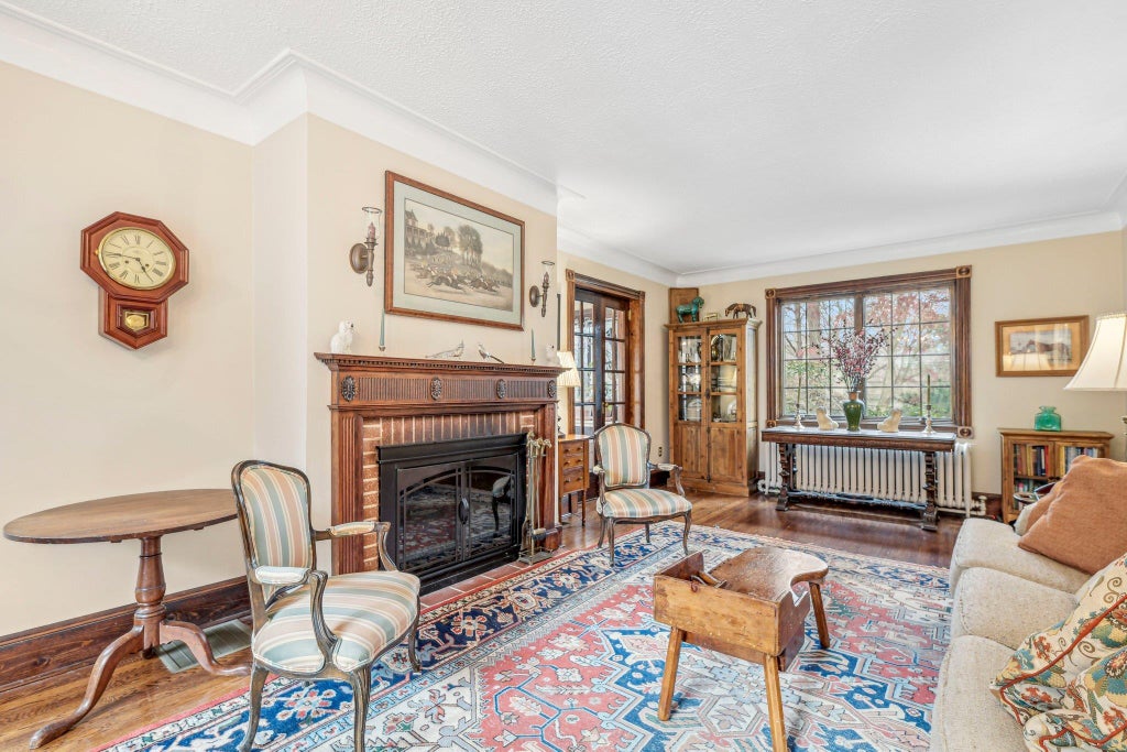 4 of 33 - 537 Moriches Road, Head Of The Harbor, NY
