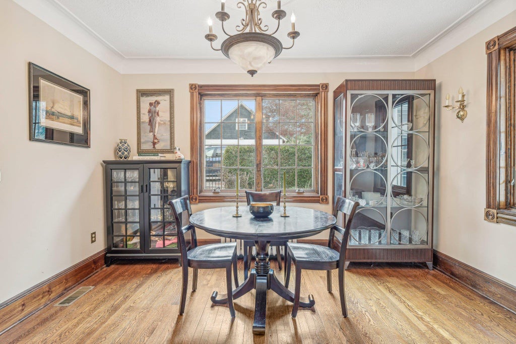 5 of 33 - 537 Moriches Road, Head Of The Harbor, NY