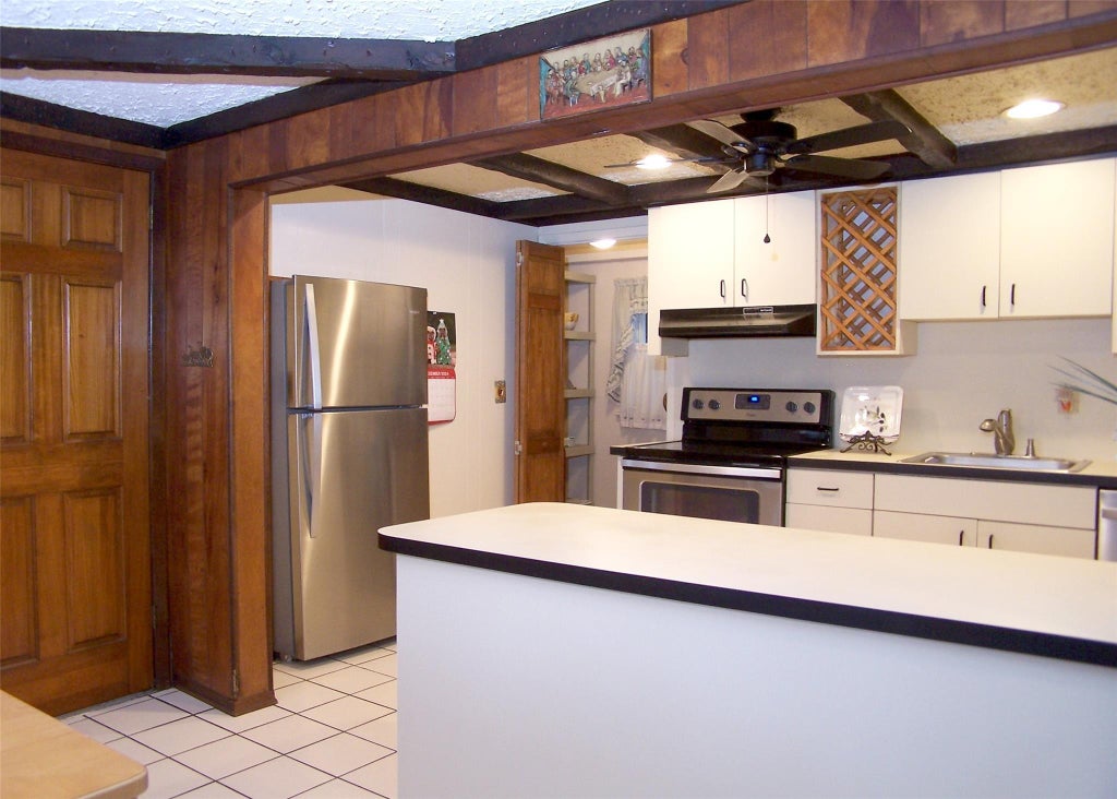 11 of 25 - 151 Lakeside Drive, Oakdale, NY