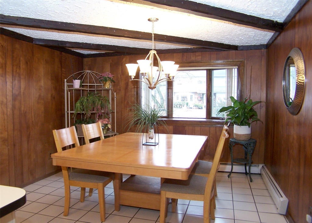 8 of 25 - 151 Lakeside Drive, Oakdale, NY