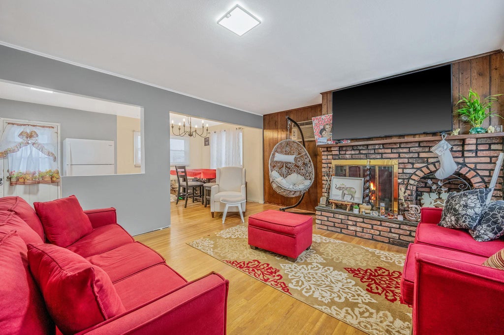 4 of 17 - 331 Doris Avenue, Franklin Square, NY