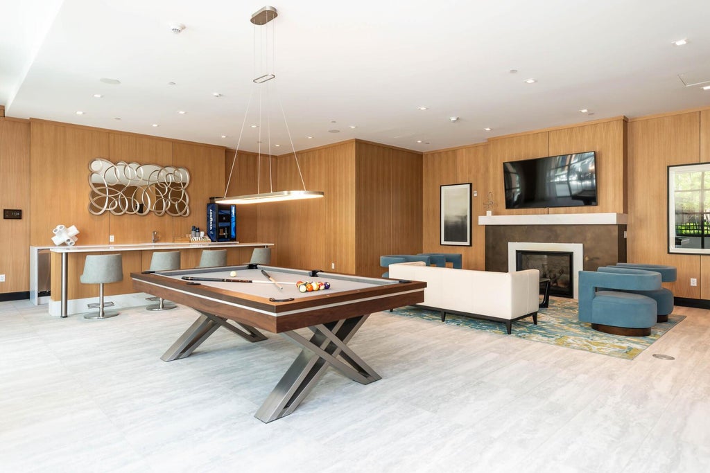 16 of 31 - 100 Garvies Point Road 1205, Glen Cove, NY