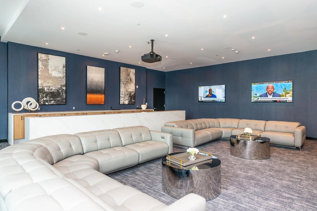 20 of 31 - 100 Garvies Point Road 1205, Glen Cove, NY