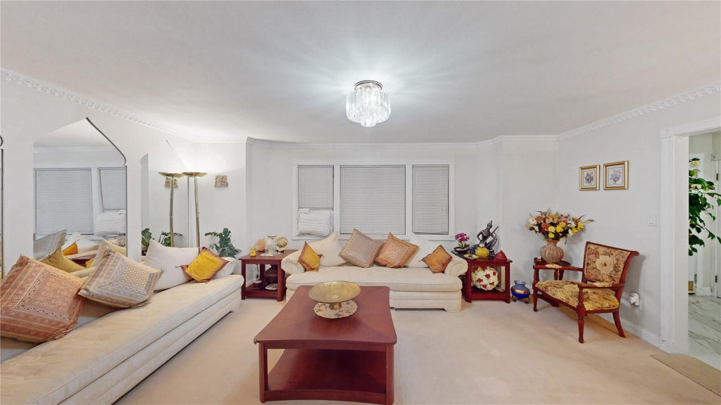 3 of 18 - 21 Broadfield Place, Glen Cove, NY