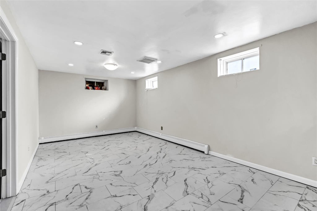9 of 17 - 7 Commack Road, Sound Beach, NY