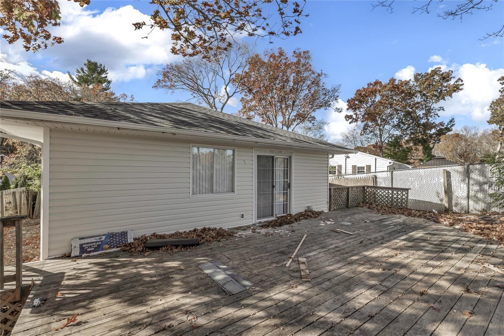 1 of 17 - 7 Commack Road, Sound Beach, NY