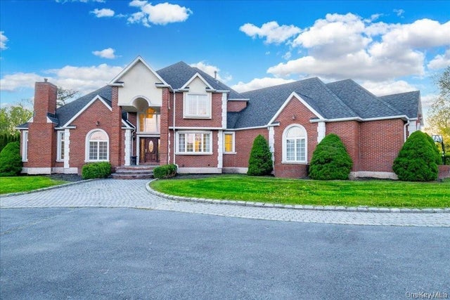 3 Bristol Drive, Middletown