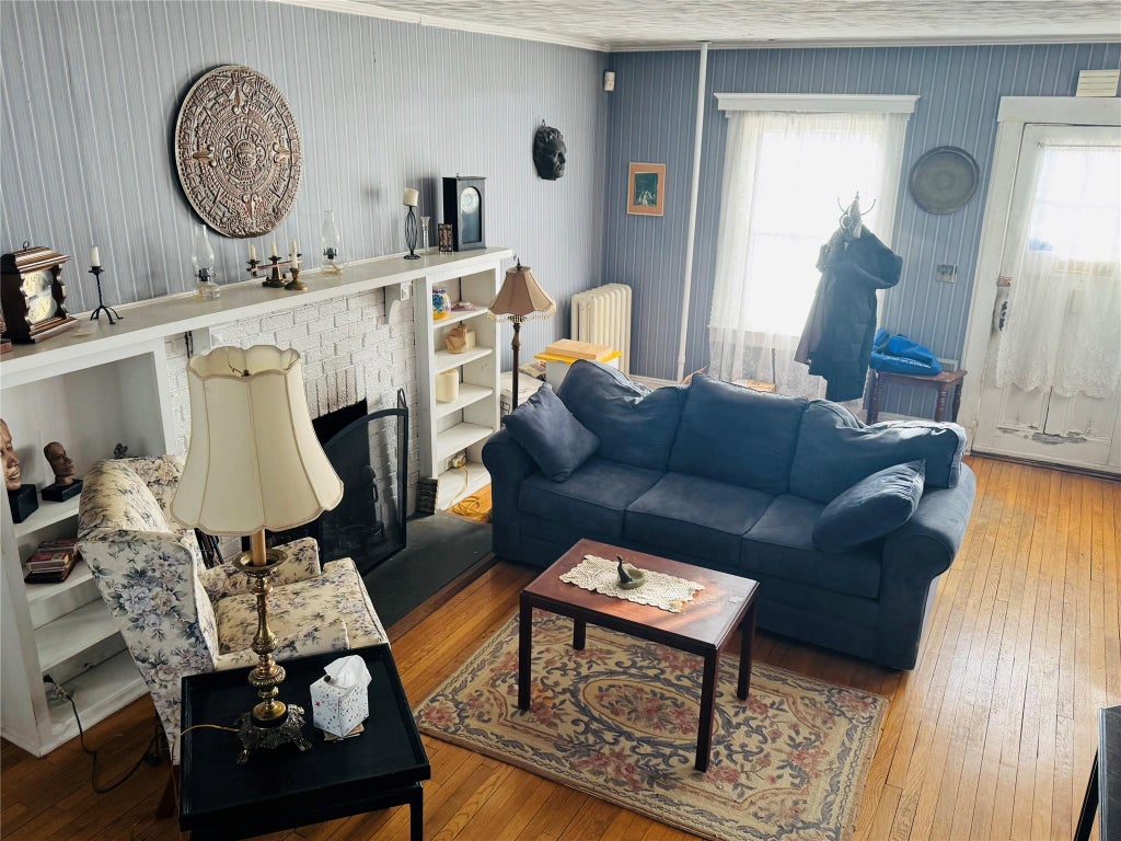 2 of 16 - 2923 Carnation Avenue, Baldwin Harbor, NY