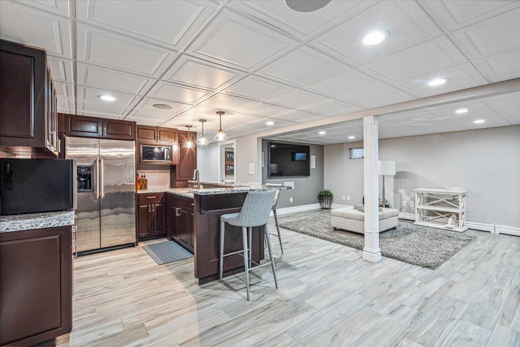 24 of 37 - 875 Catalpa Drive, Franklin Square, NY