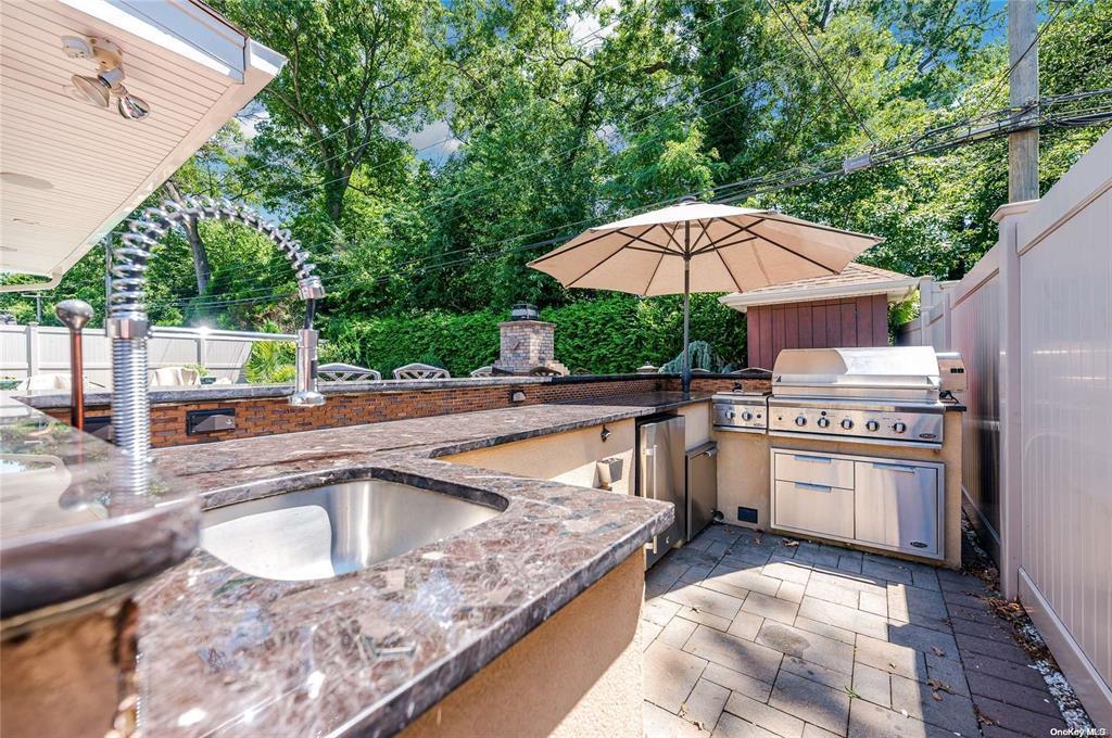 29 of 37 - 875 Catalpa Drive, Franklin Square, NY