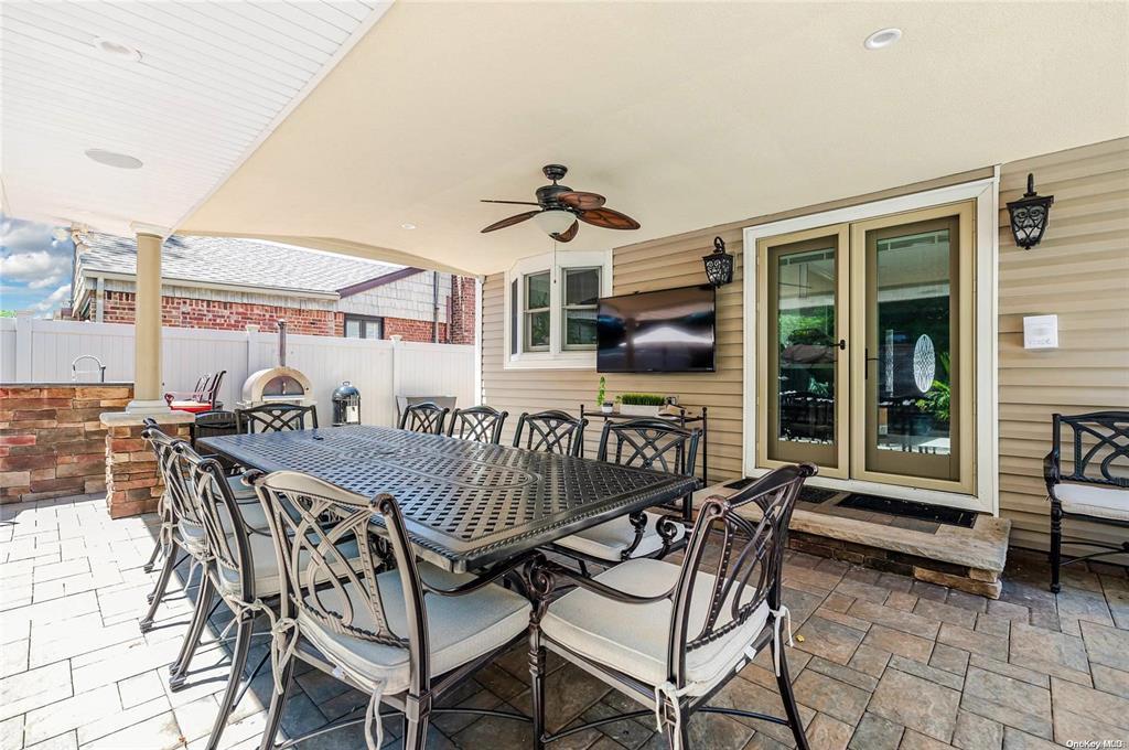 32 of 37 - 875 Catalpa Drive, Franklin Square, NY
