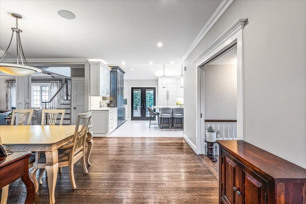3 of 37 - 875 Catalpa Drive, Franklin Square, NY