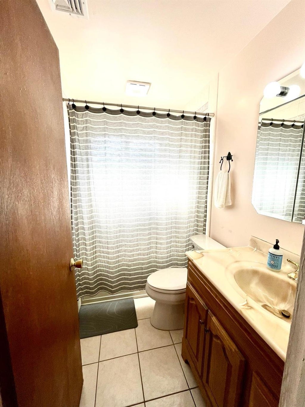 28 of 43 - 49 Fulham Lane, Holbrook, NY
