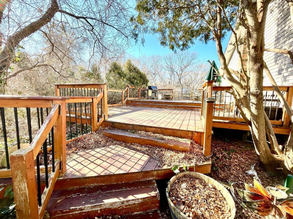 31 of 43 - 49 Fulham Lane, Holbrook, NY