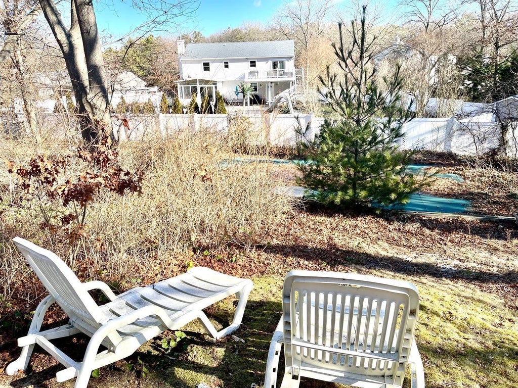 34 of 43 - 49 Fulham Lane, Holbrook, NY