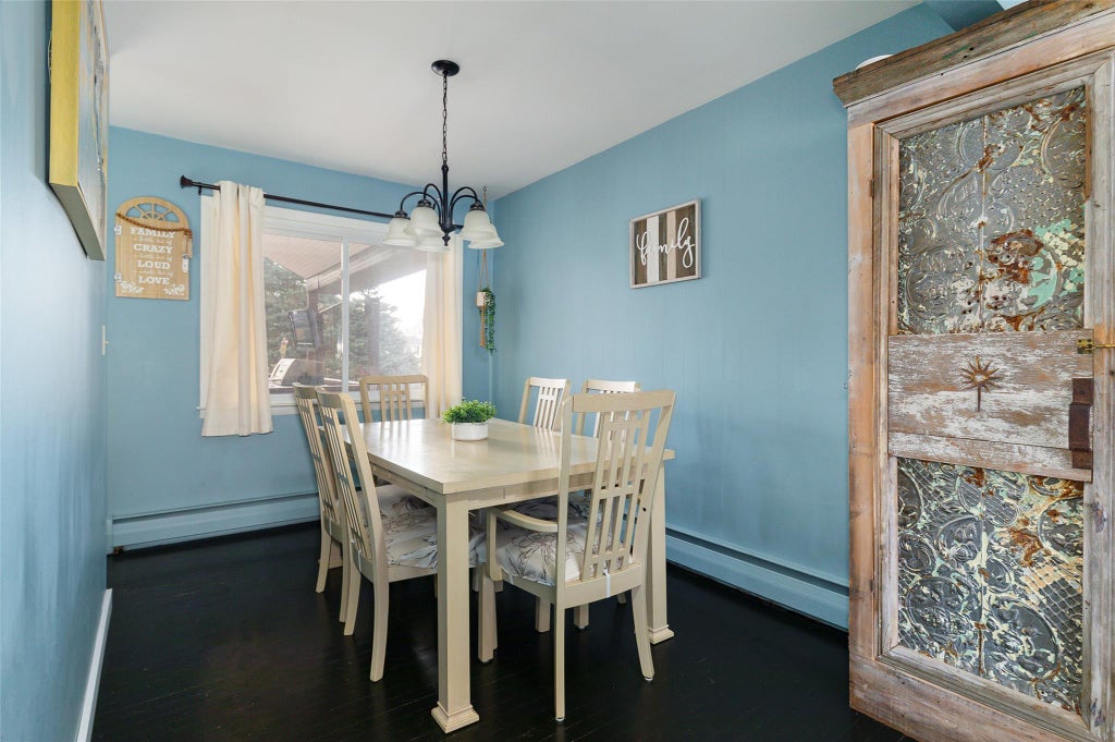 13 of 30 - 11 Cambridge Drive, Red Hook, NY