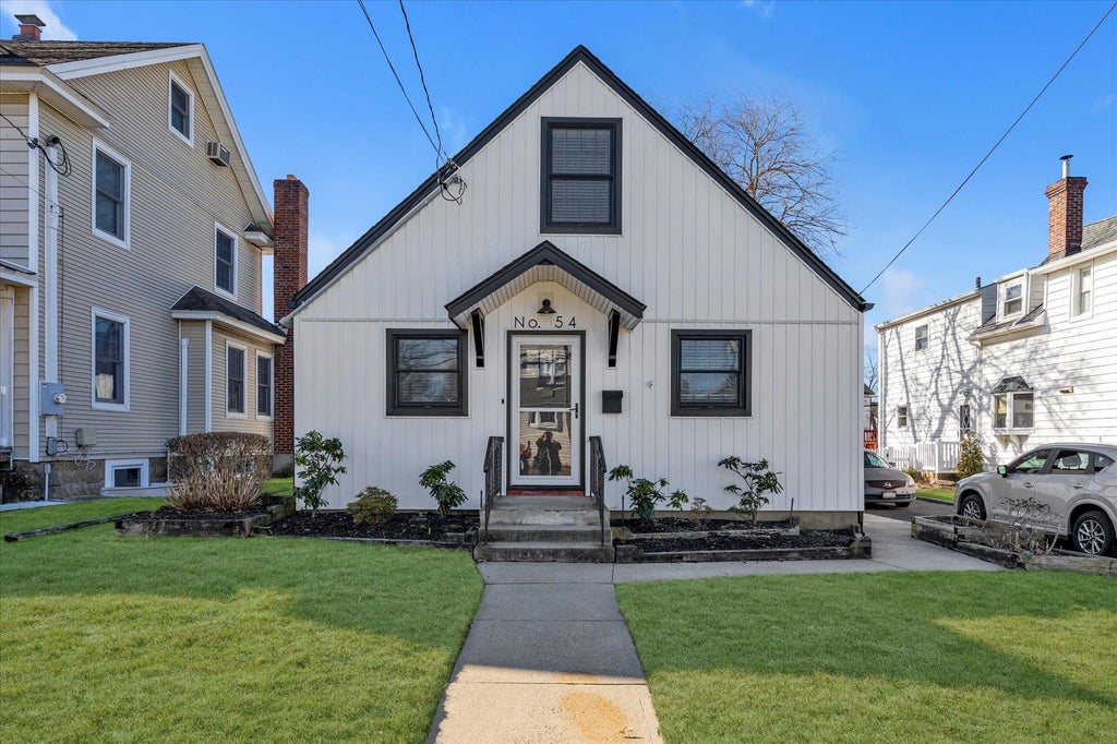1 of 20 - 54 Peterson Place, Lynbrook, NY