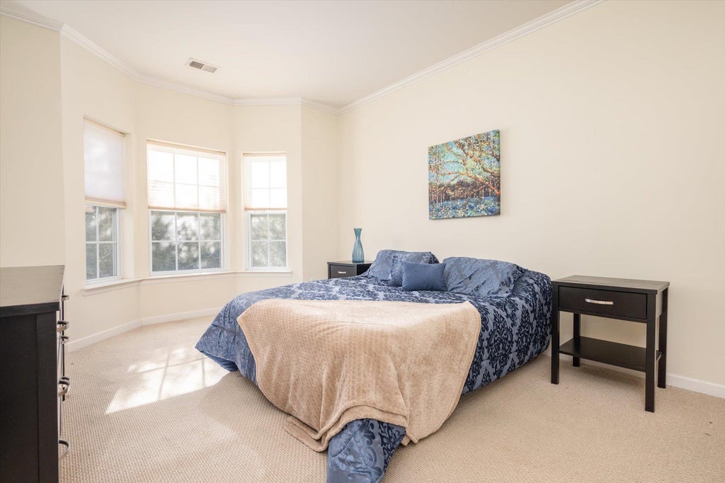 10 of 25 - 107 Spring Drive, East Meadow, NY