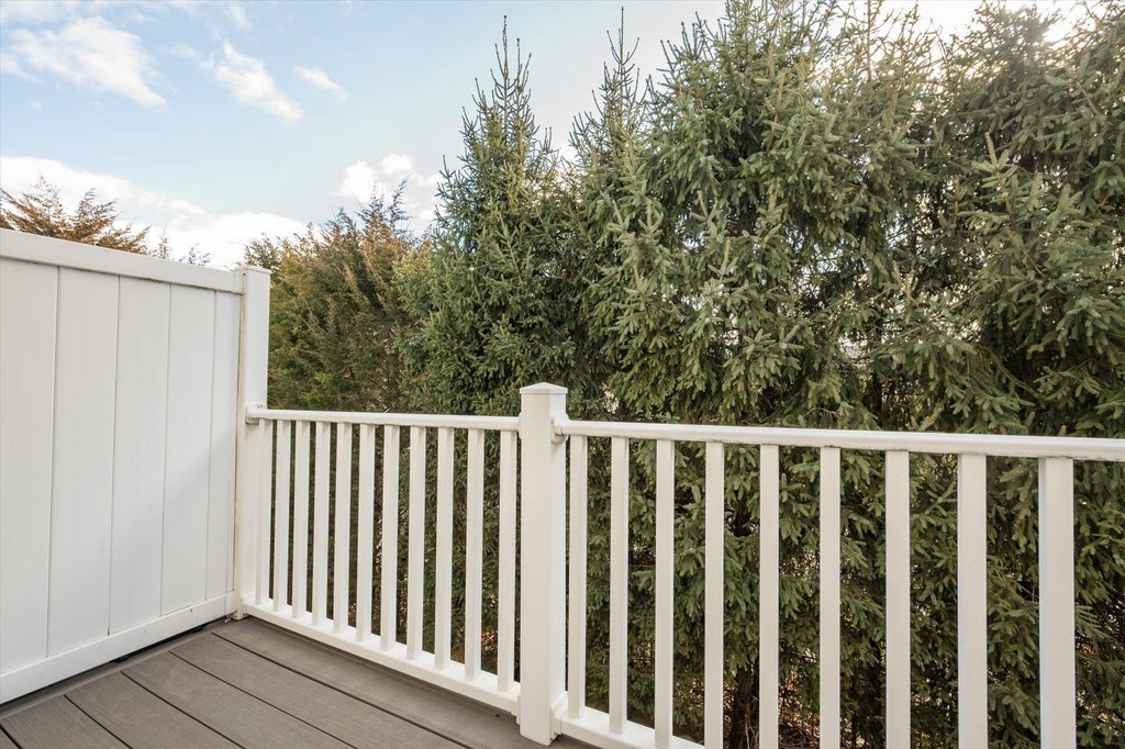 14 of 25 - 107 Spring Drive, East Meadow, NY