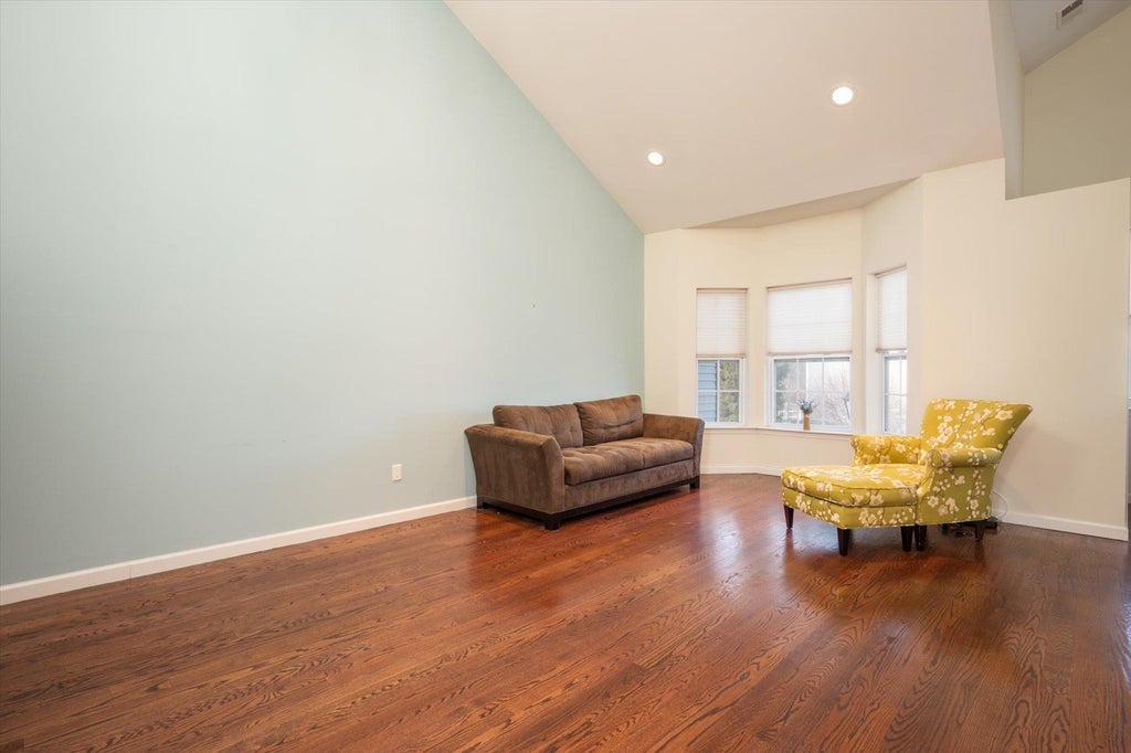 6 of 25 - 107 Spring Drive, East Meadow, NY