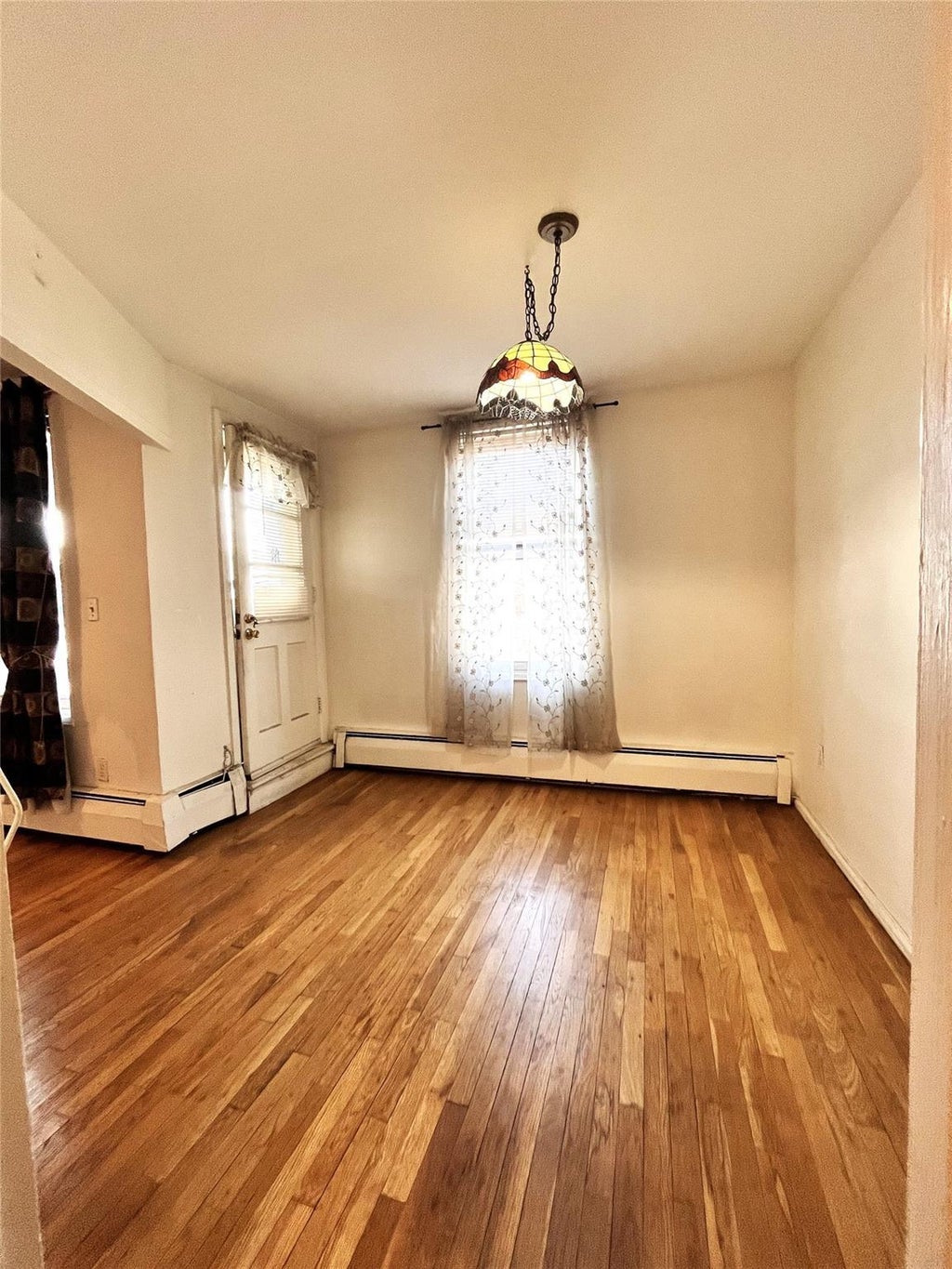 8 of 12 - 60 Hempstead Avenue # 1i, Lynbrook, NY