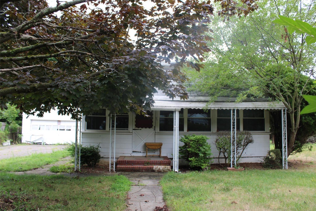 1 of 6 - 51 Bogota Road, Mastic Beach, NY