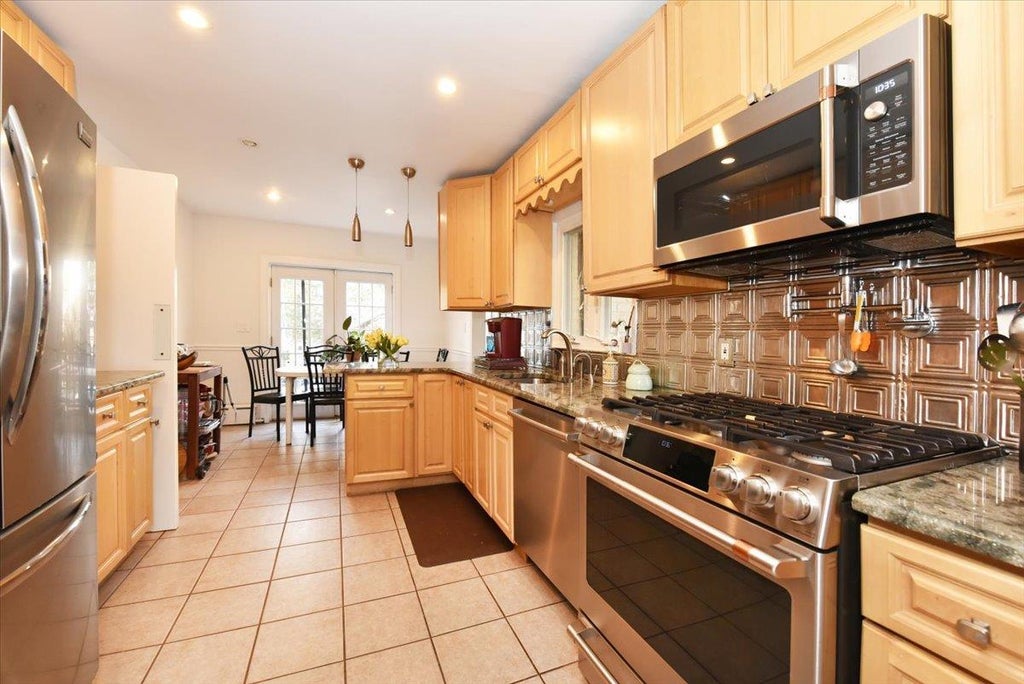 10 of 31 - 82-22 214th St., Hollis Hills, NY