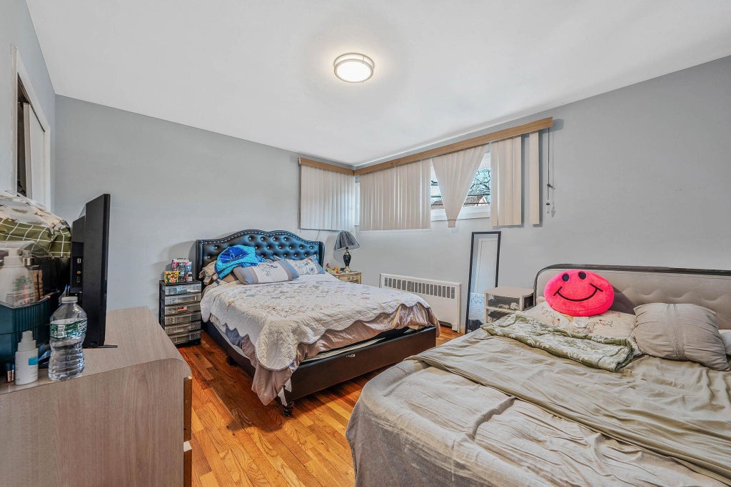 10 of 33 - 1 Devon St., Lynbrook, NY