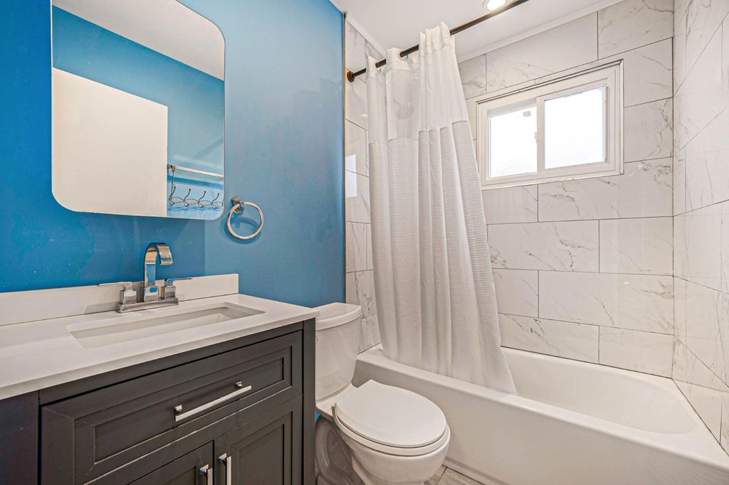 14 of 33 - 1 Devon St., Lynbrook, NY