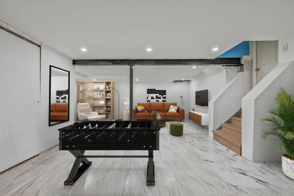 20 of 33 - 1 Devon St., Lynbrook, NY