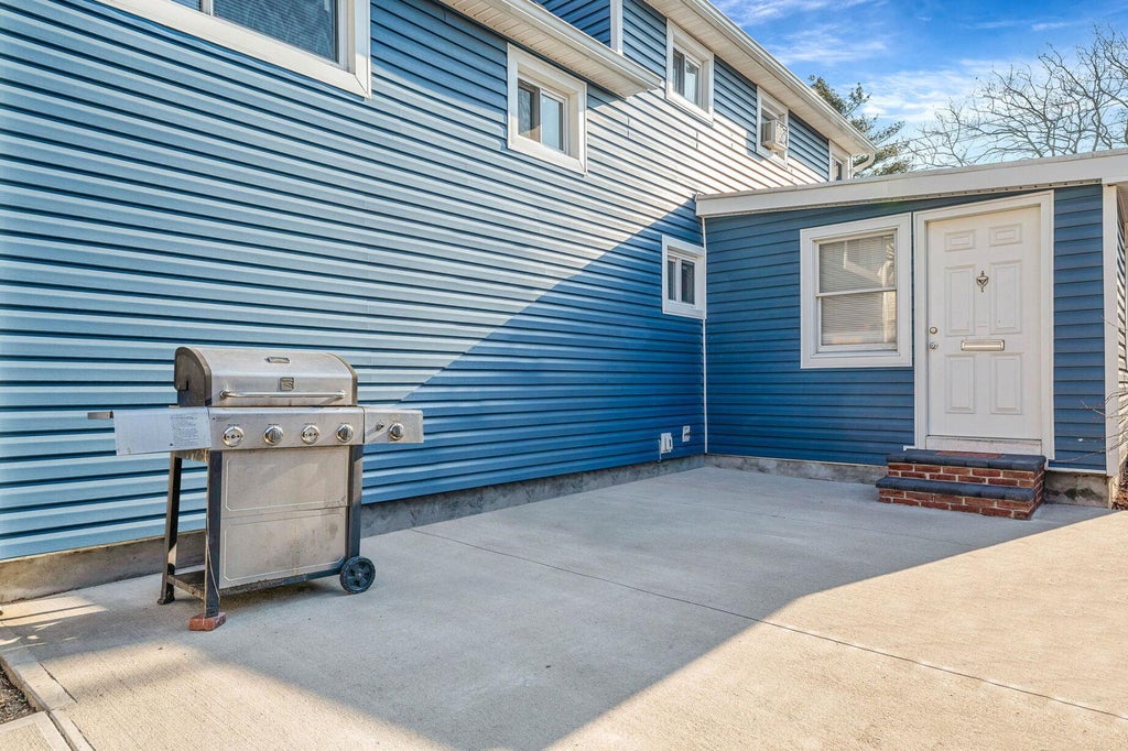 25 of 33 - 1 Devon St., Lynbrook, NY