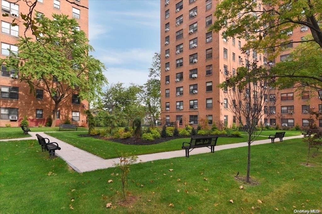 2 of 16 - 99-60 63rd Road 5w, Rego Park, NY
