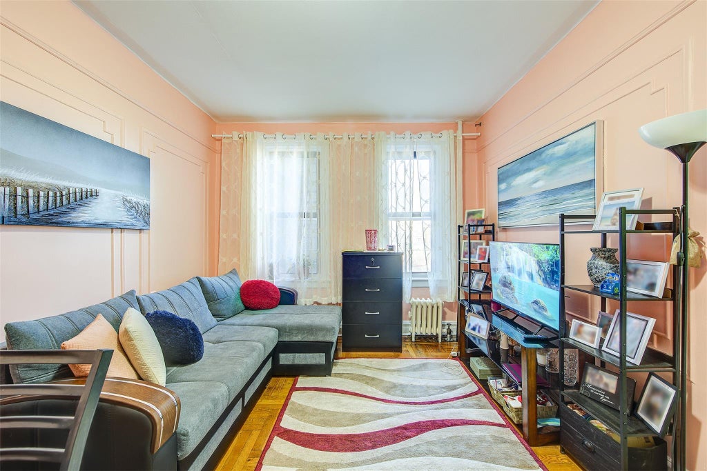 11 of 20 - 32-86 33rd St. # D9, Astoria, NY