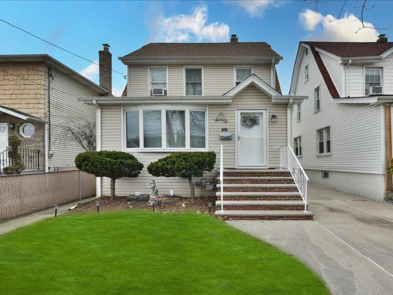 1 of 24 - 36 Madison St., Franklin Square, NY