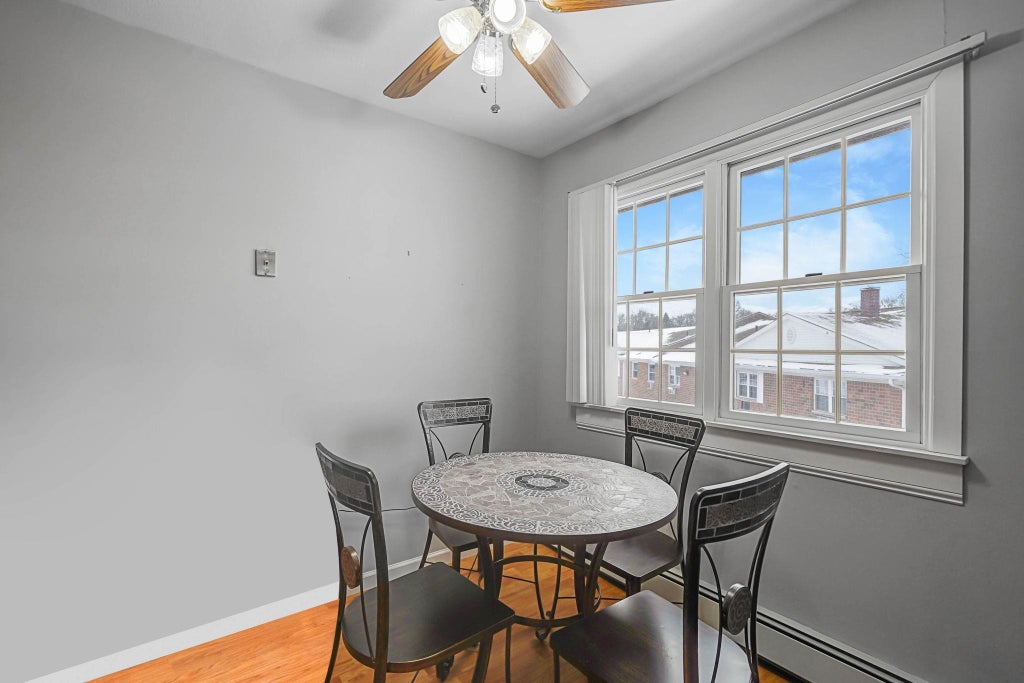 6 of 12 - 460 Old Town Road 27-o, Port Jefferson Station, NY