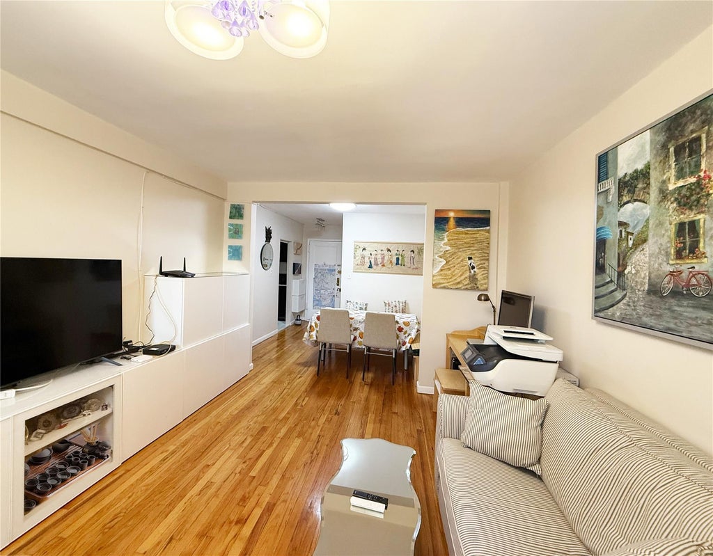1 of 8 - 64-74 Saunders St. # 5a, Rego Park, NY