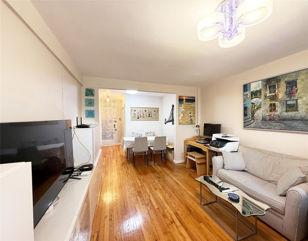 2 of 8 - 64-74 Saunders St. # 5a, Rego Park, NY