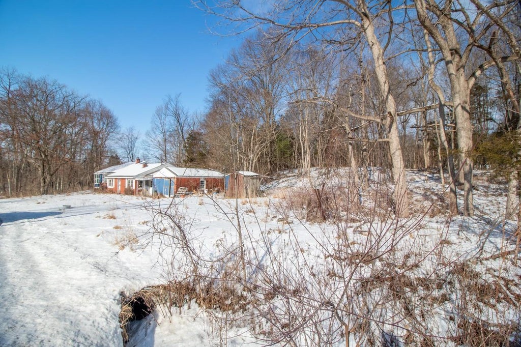 7 of 10 - 127 Spring Lake Road, Red Hook, NY