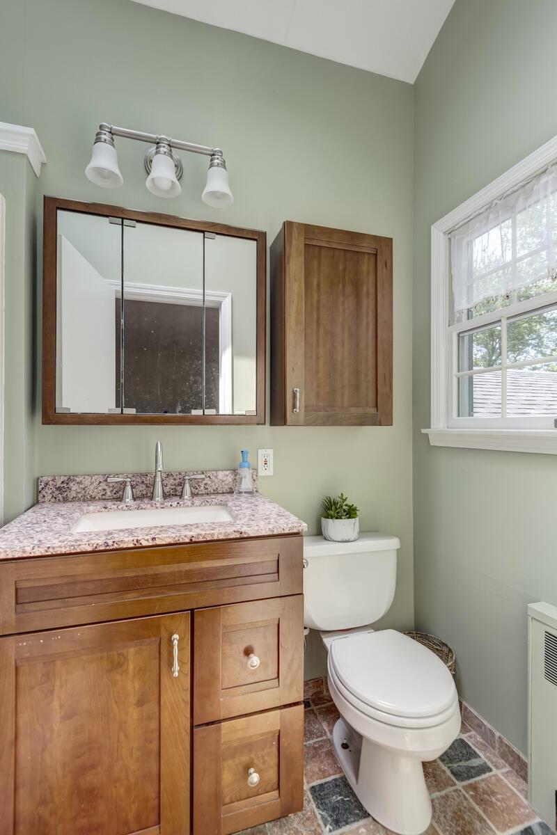 12 of 31 - 30 Greenhill Lane, Huntington, NY