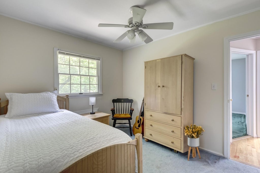 13 of 31 - 30 Greenhill Lane, Huntington, NY