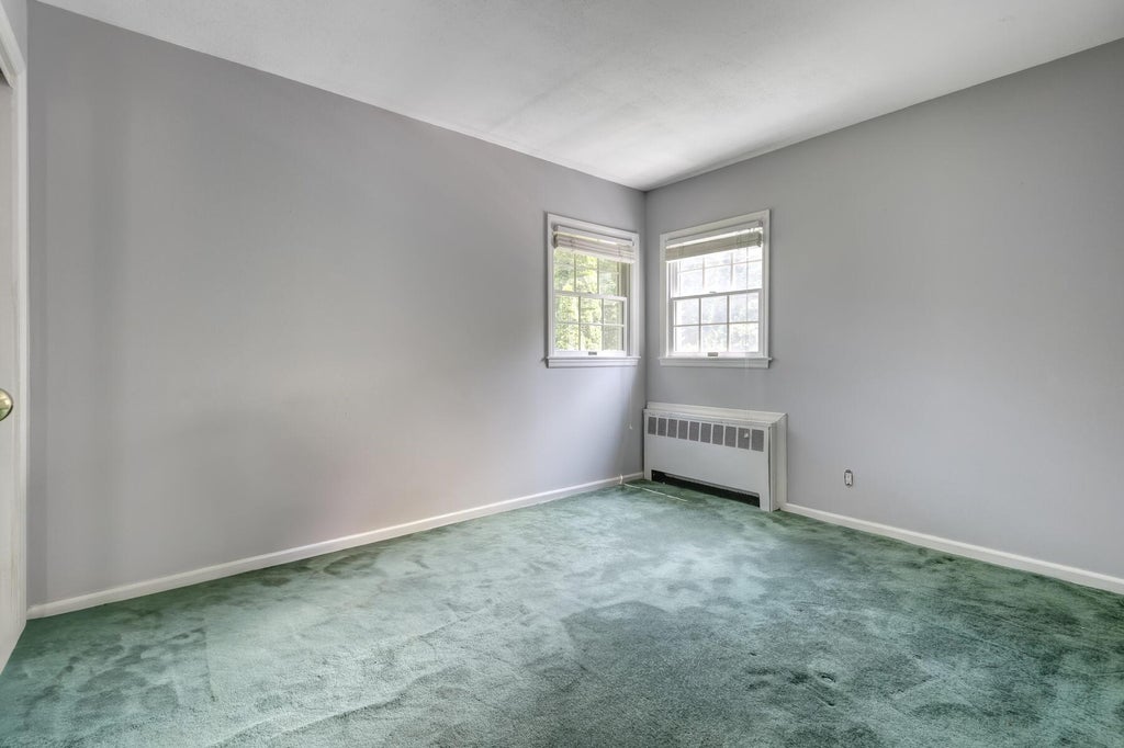 14 of 31 - 30 Greenhill Lane, Huntington, NY