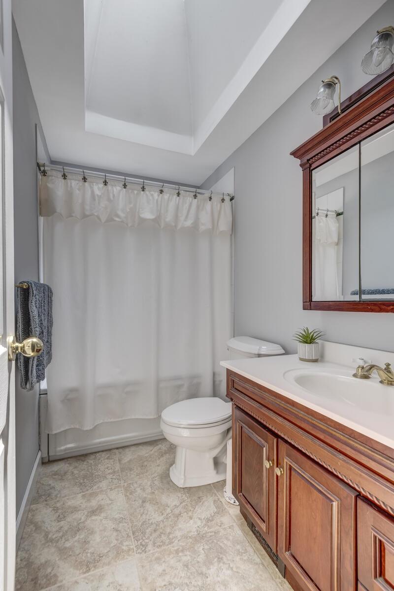 16 of 31 - 30 Greenhill Lane, Huntington, NY