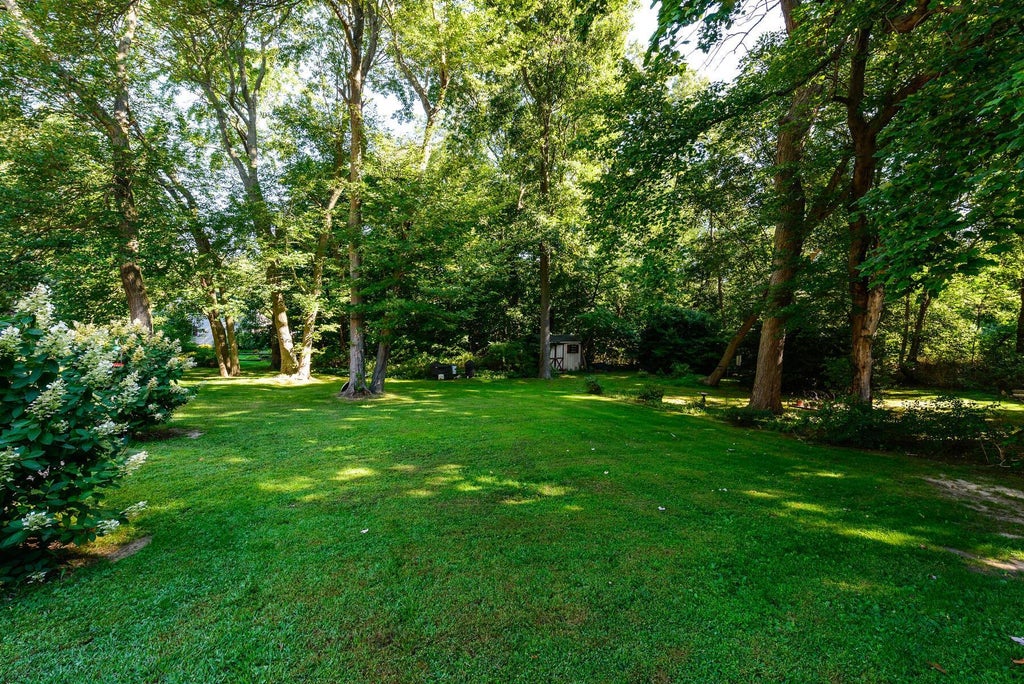 24 of 31 - 30 Greenhill Lane, Huntington, NY